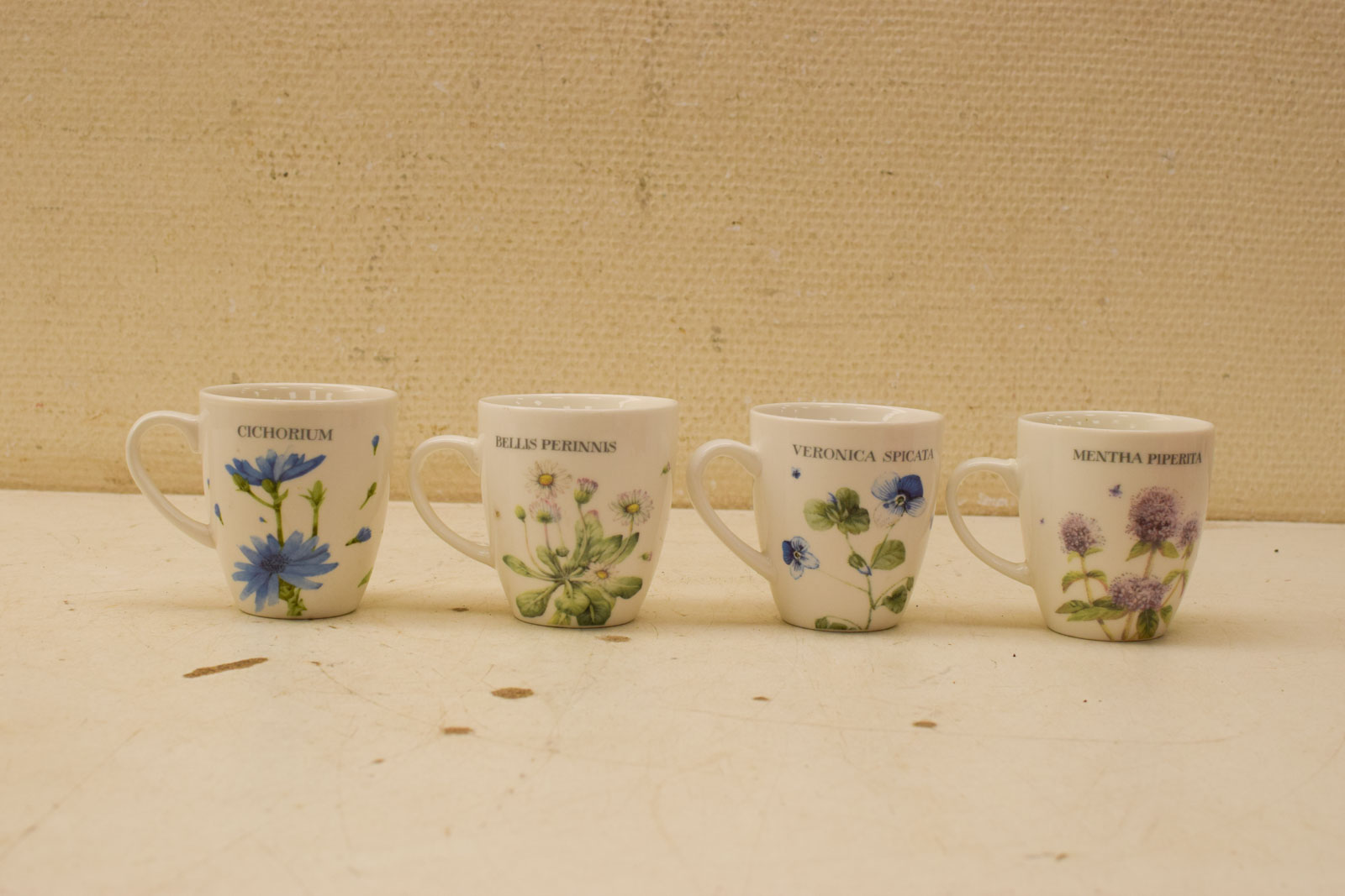 4 stuks WildFlowers porseleinen bekers 48575