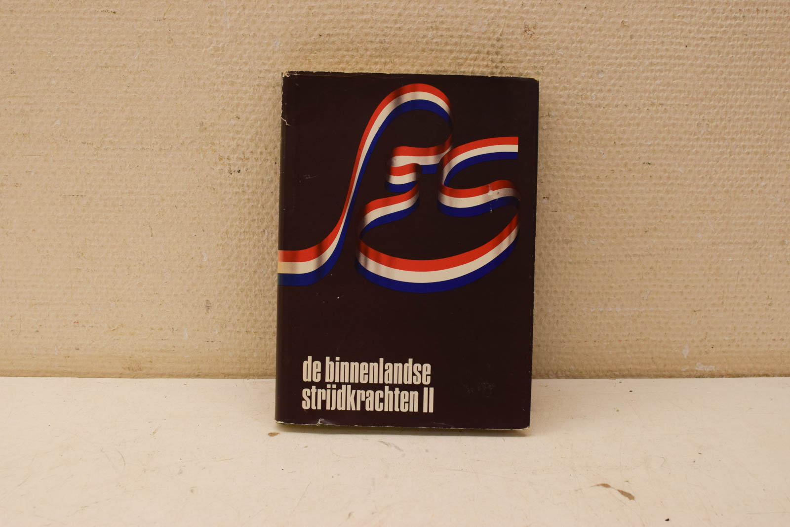 Boek De Nederlandse strijdkrachten 2 48585