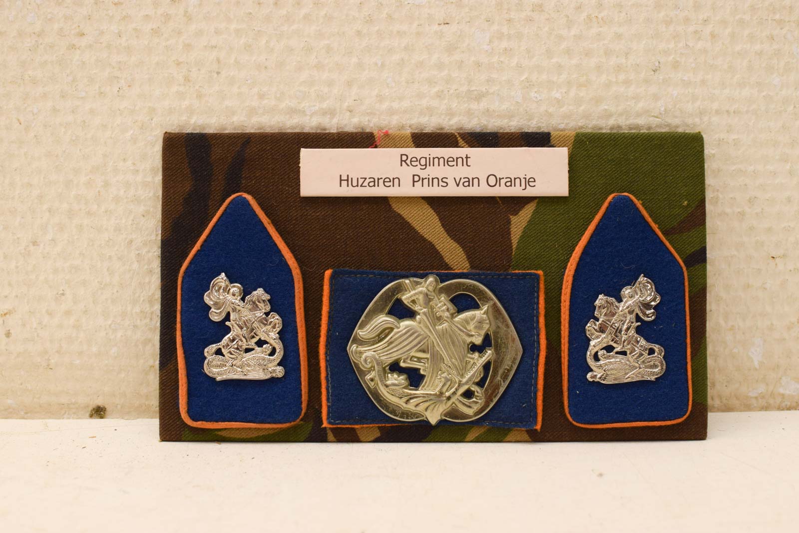 Emblemen van het Regiment Huzaren Prins van Oranje 48591
