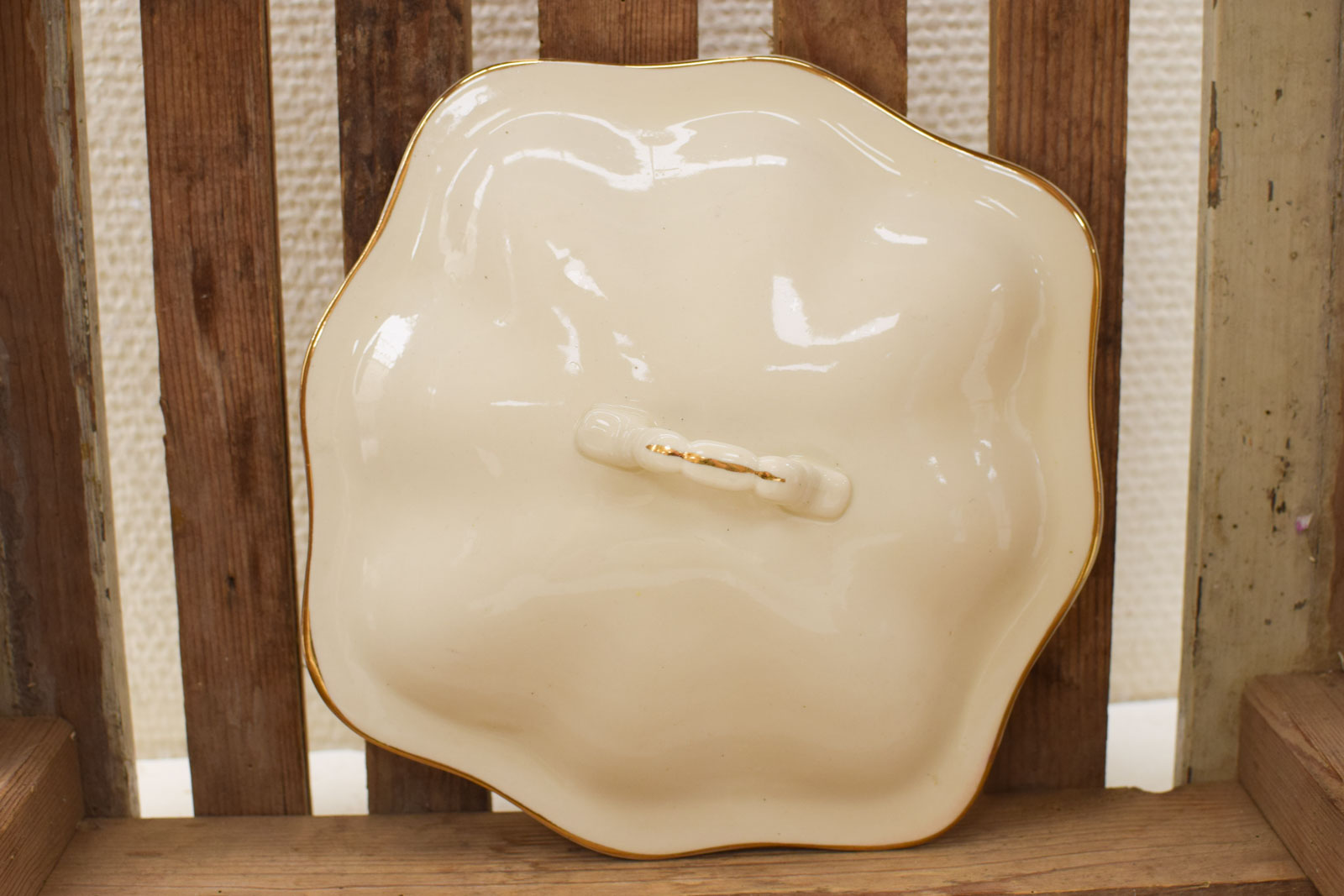 Alternative view of Porseleinen Afdekschaal  48609