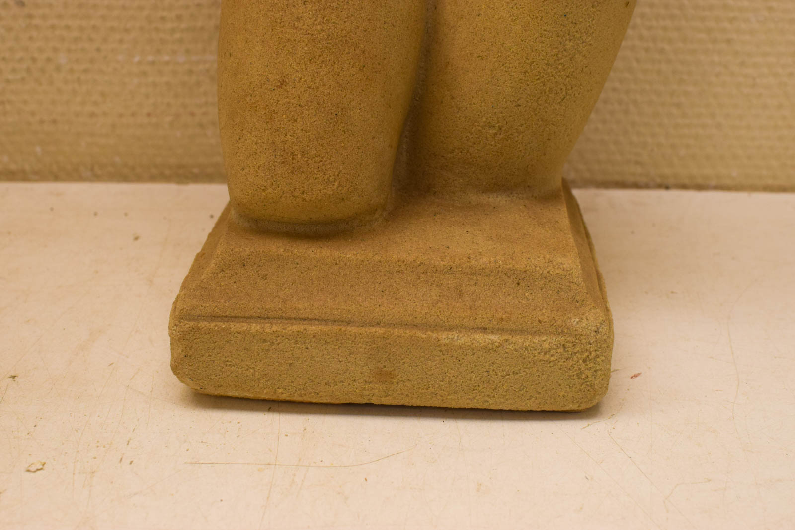 Alternative view of Beeld van een vrouwen torso 48612