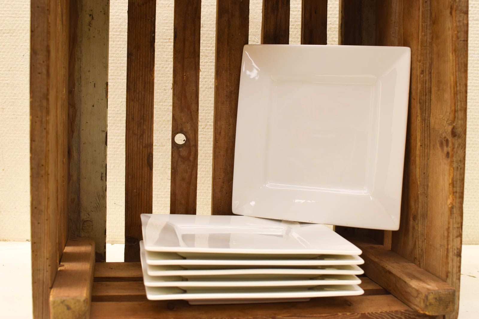 6 stuks vierkante porseleinen witte borden 48679