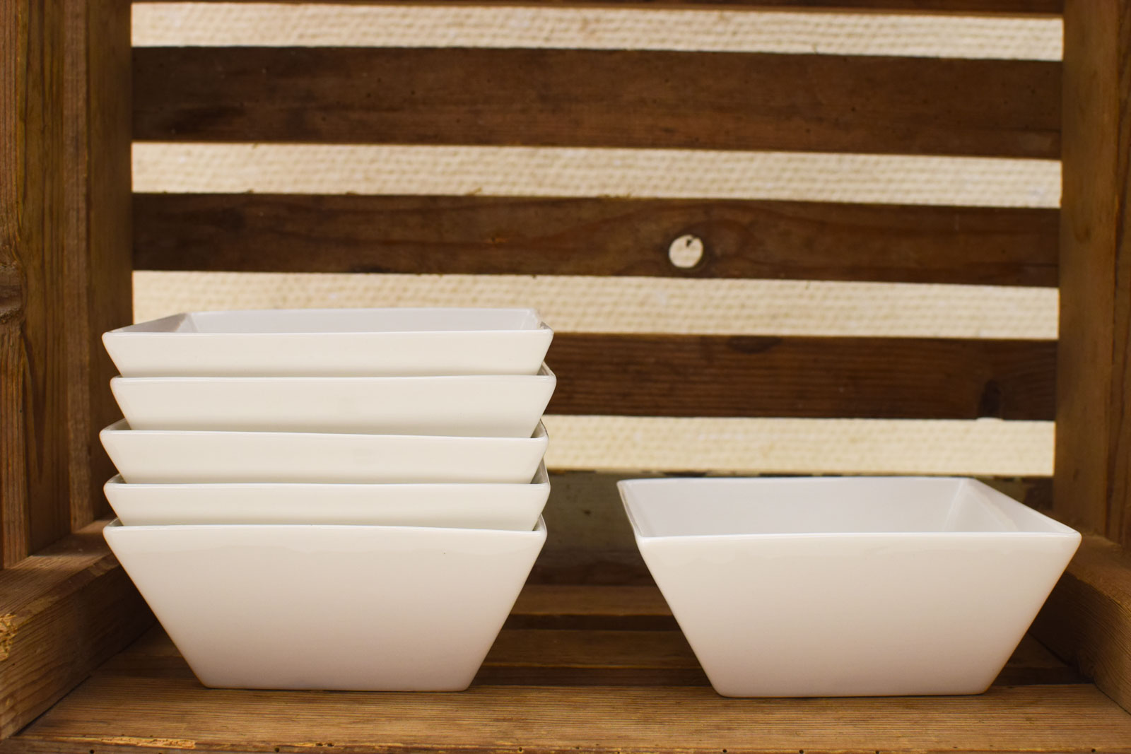 6 stuks porseleinen vierkante bakjes  48700