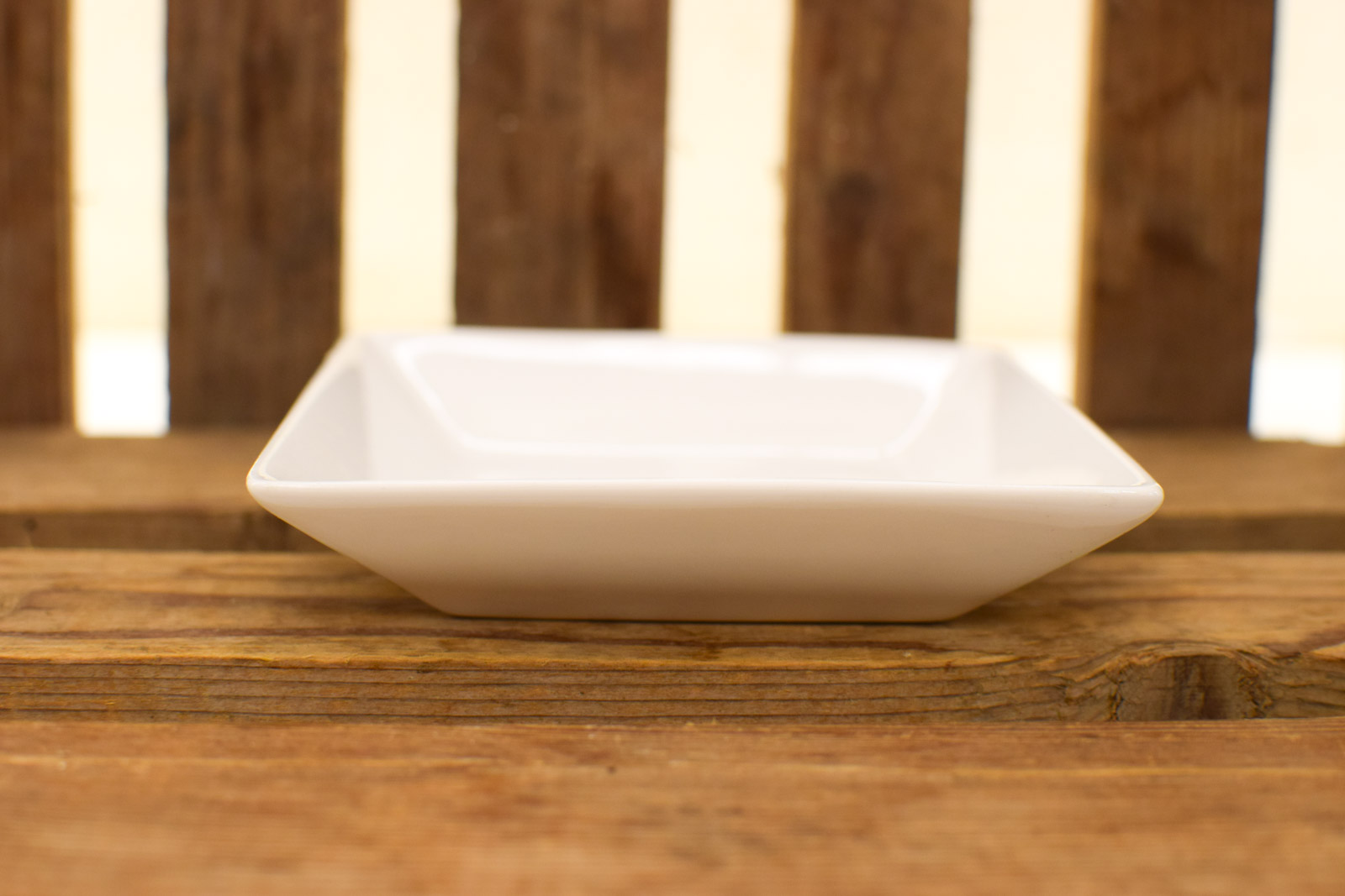 Alternative view of 5 stuks porseleinen vierkante schaaltjes  48708