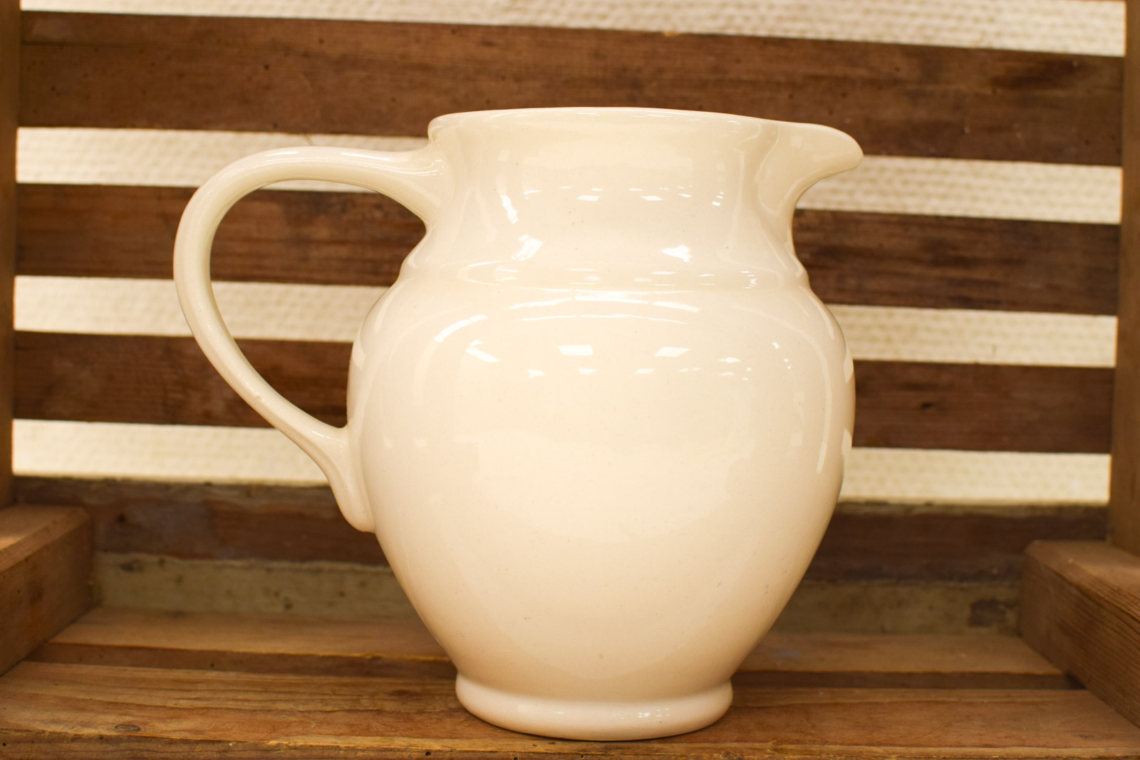 Porseleinen kan  48723