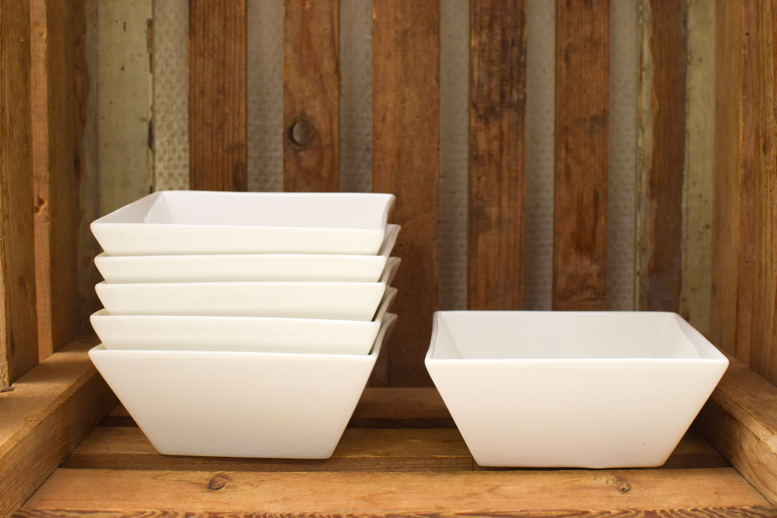 6 stuks vierkante porseleinen schaaltjes  48727