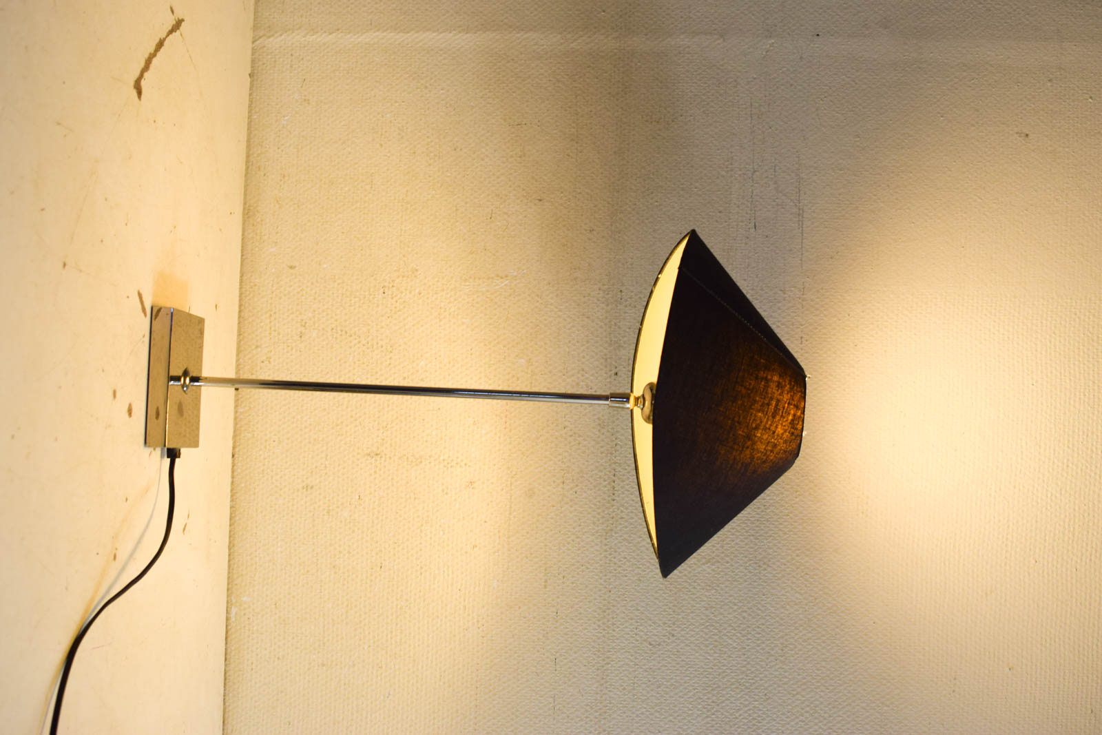 Alternative view of Tafellamp 48743