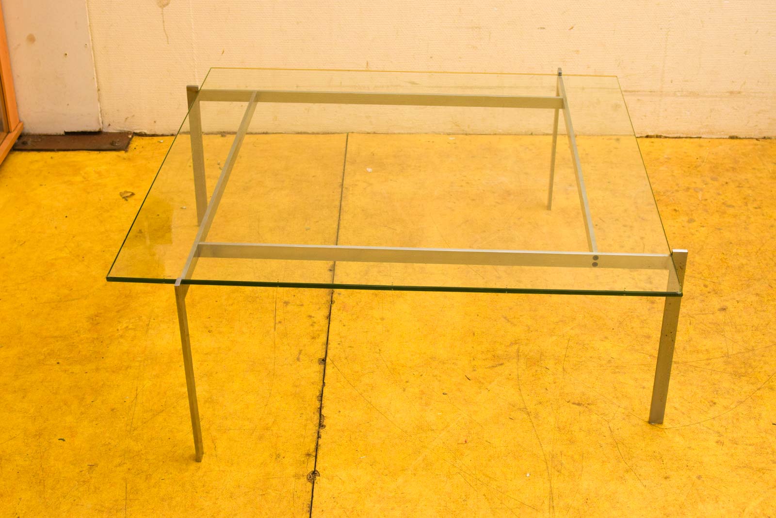 Alternative view of Glazen Salontafel  48759