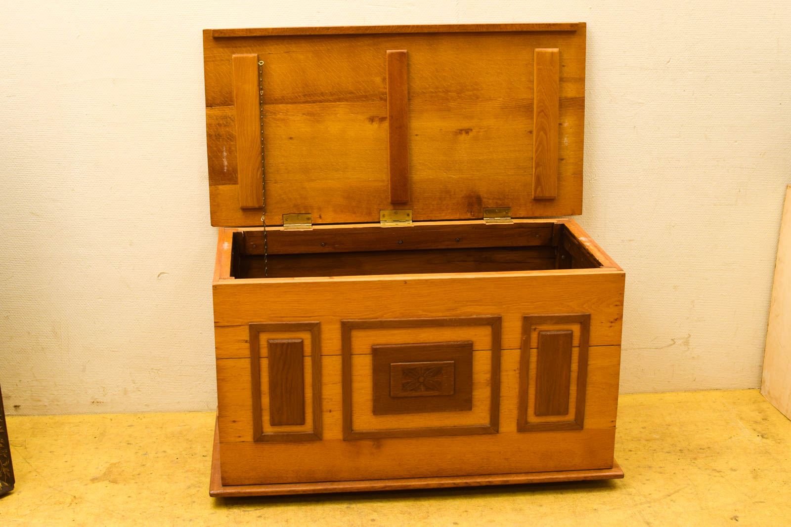 Alternative view of Houten kist  48768