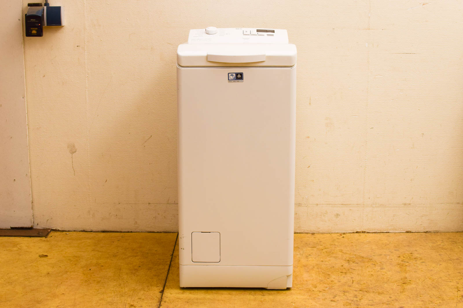 AEG Bovenlader  48832