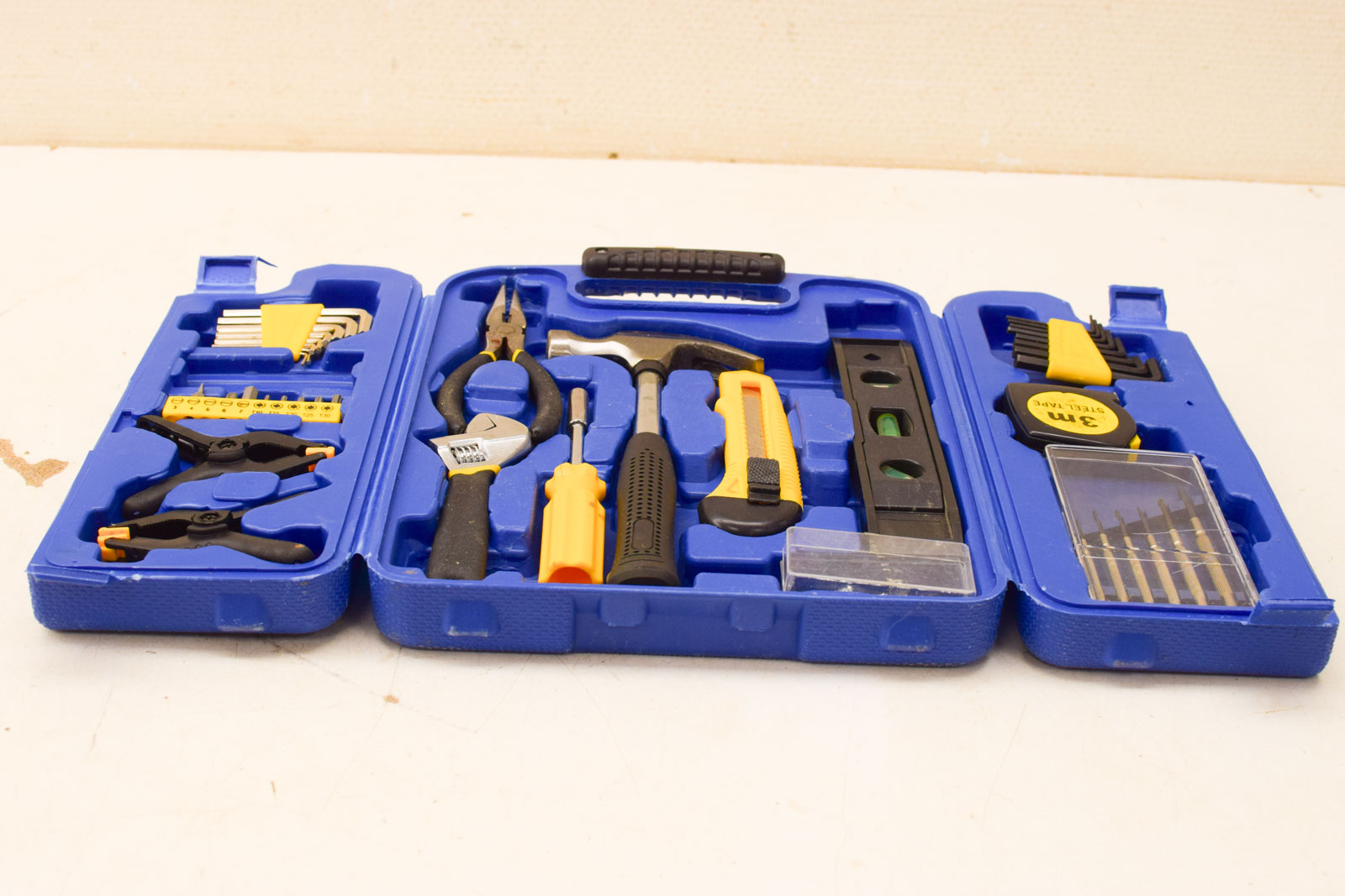 Alternative view of Handgereedschap in koffertje  48869