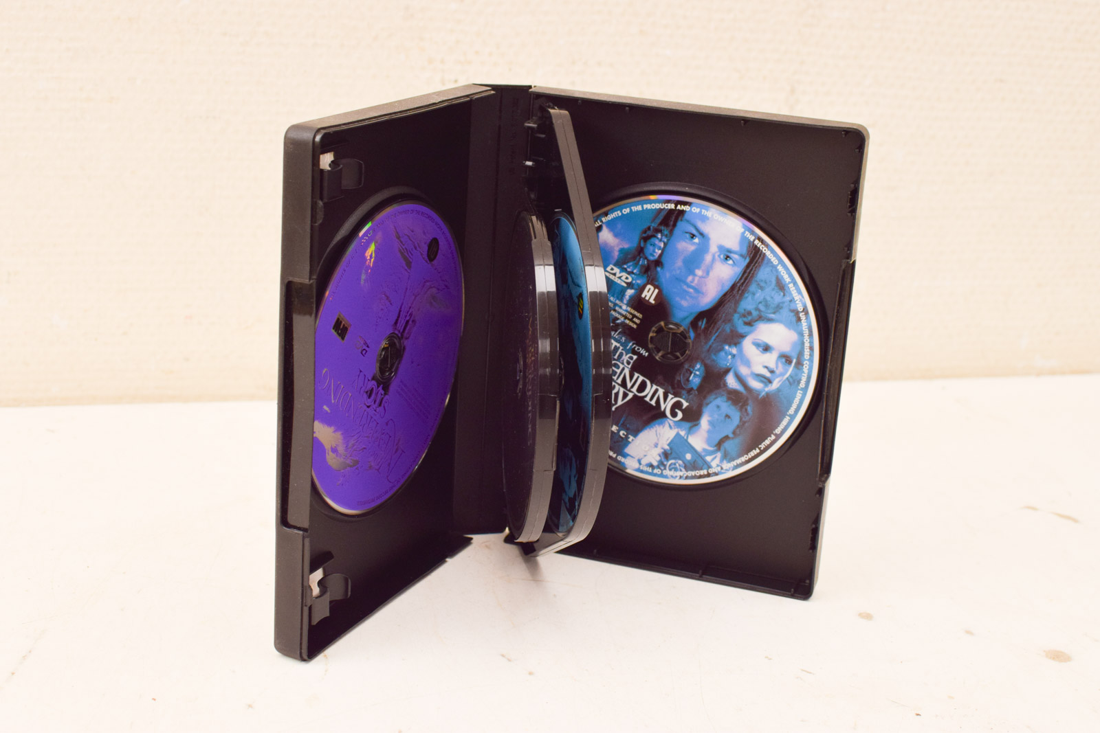 Alternative view of 5 dvd box The Neverending story  48897