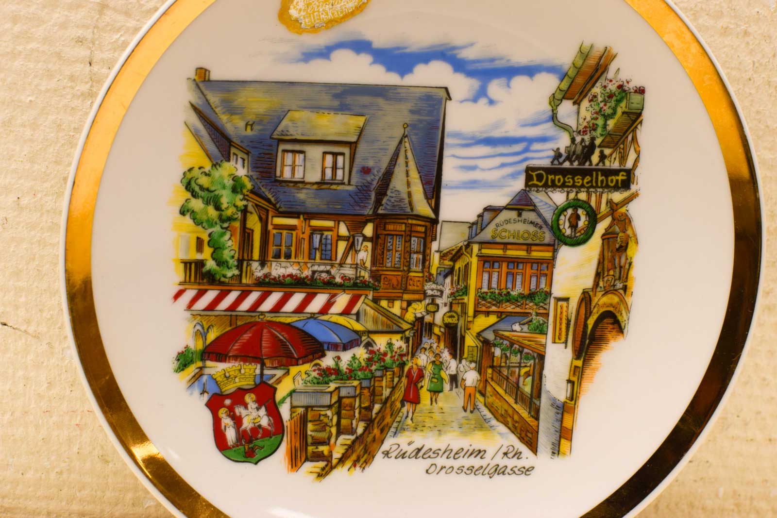 Alternative view of Porseleinen wandbord  48932