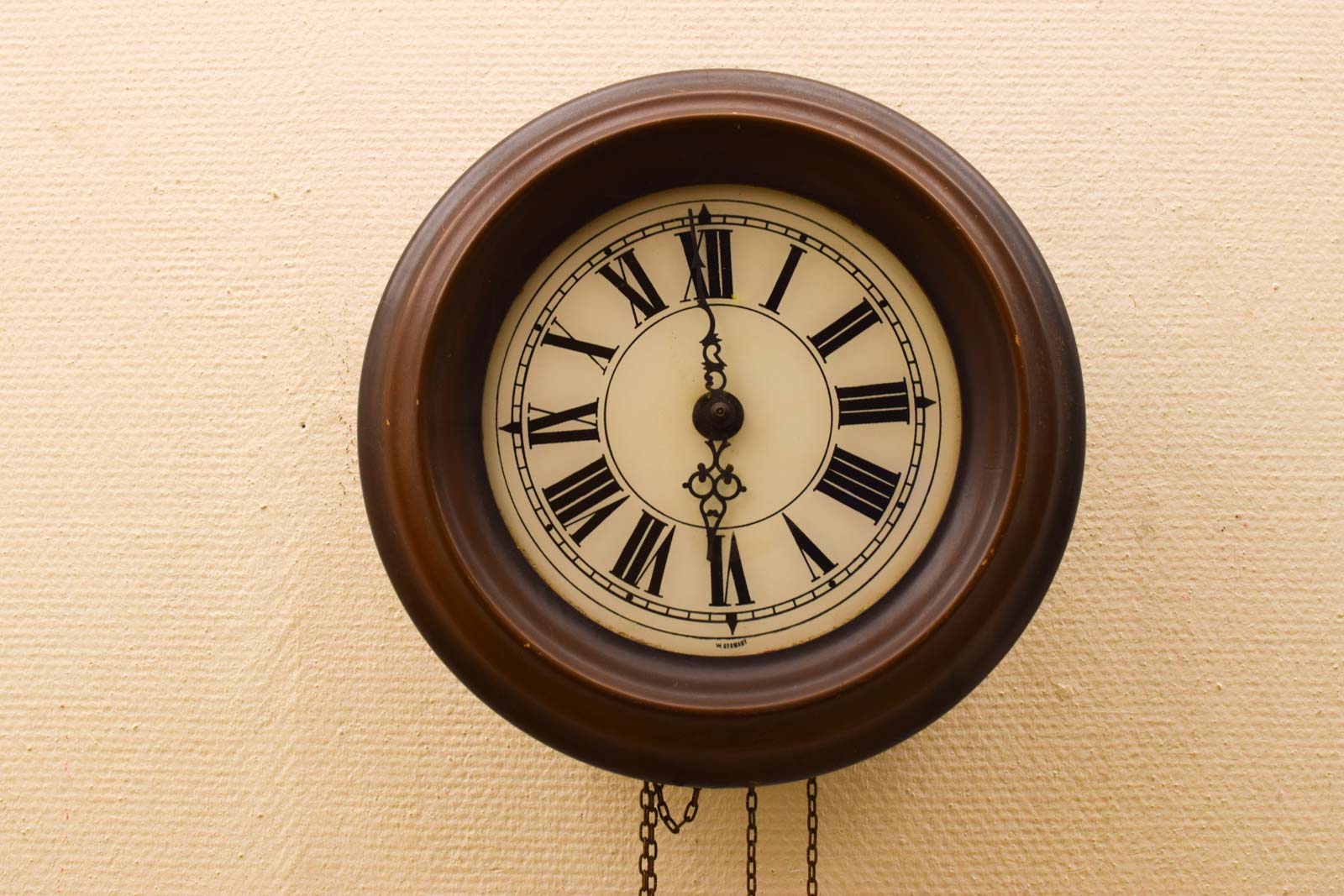 Alternative view of Houten Wandklok 48946