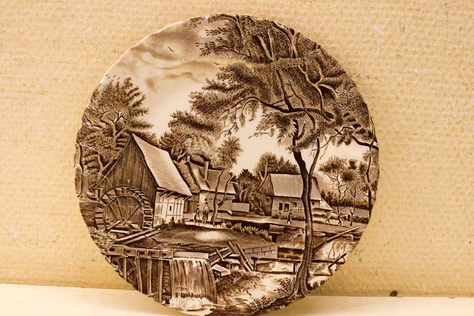 Alternative view of 4 stuks  Johnson Brother porseleinen platte borden  48972