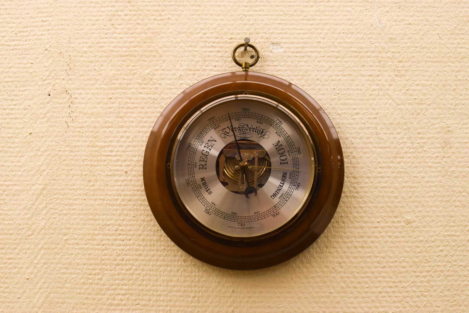 Barometer  48984