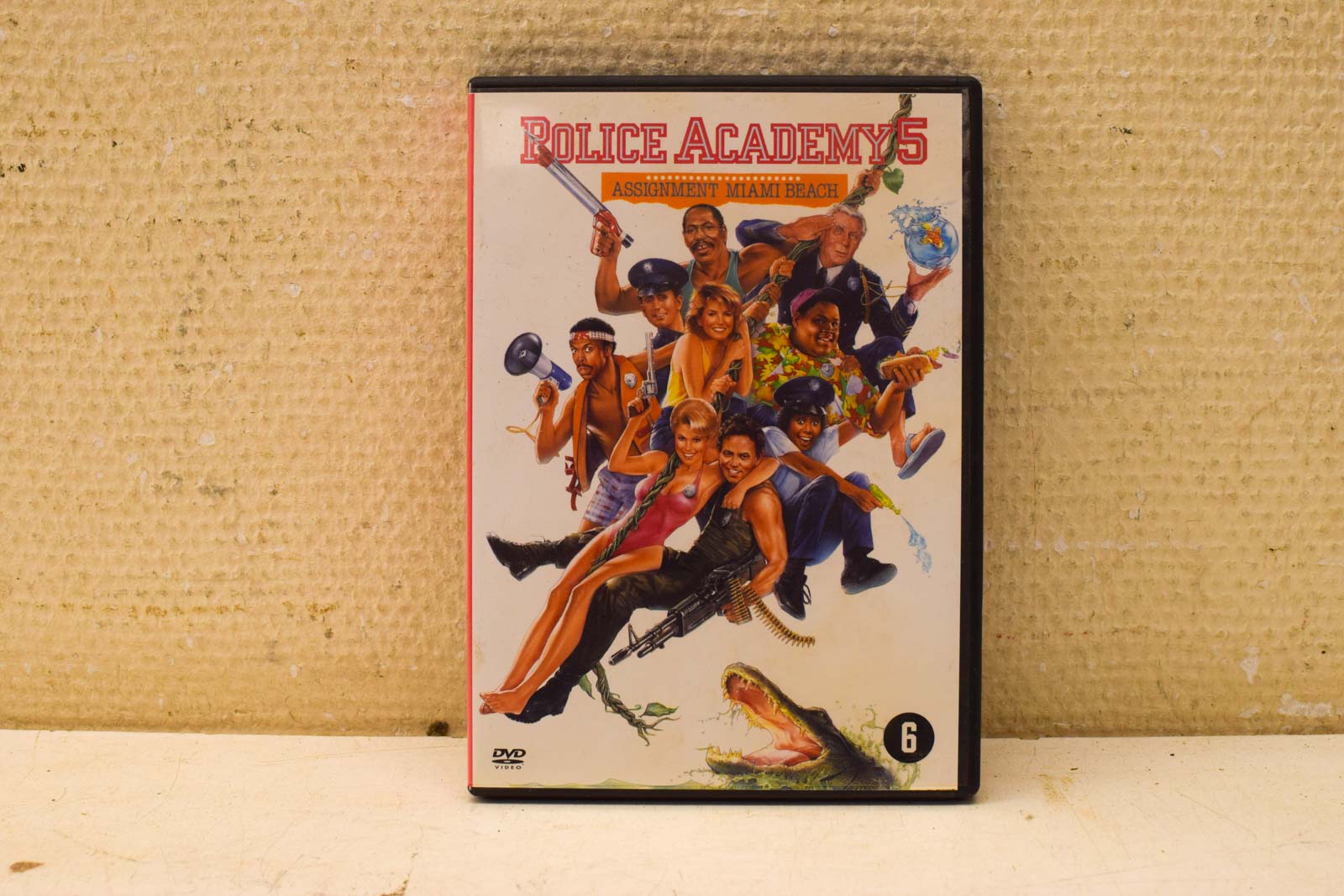 1 dvd Police Academy 5   5 Assignment miami beach 48985