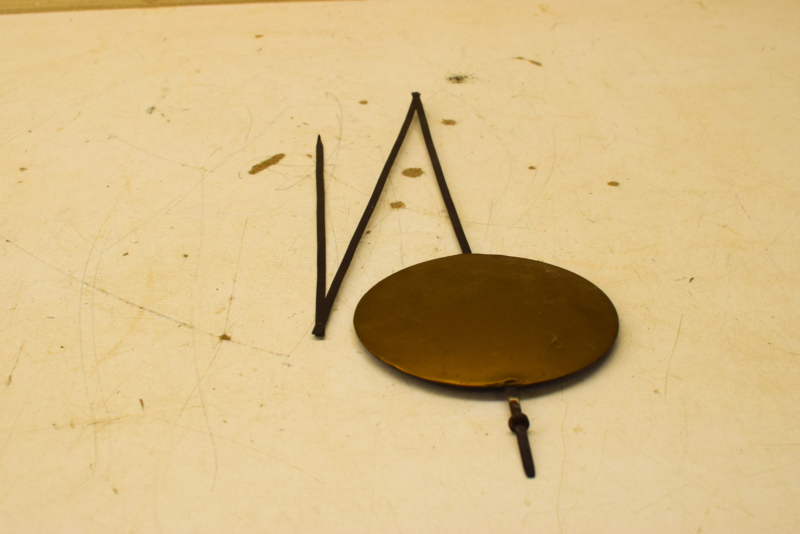 Alternative view of Vouwslinger voor een klok met haakje 49003