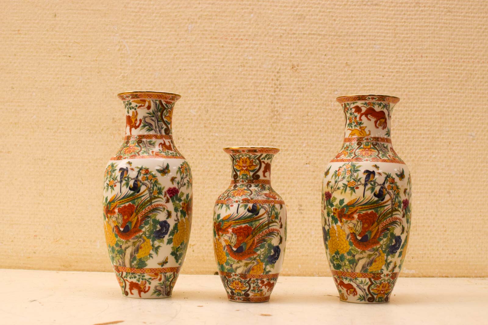 3 delig Saji Porseleinen vaasjes  49037