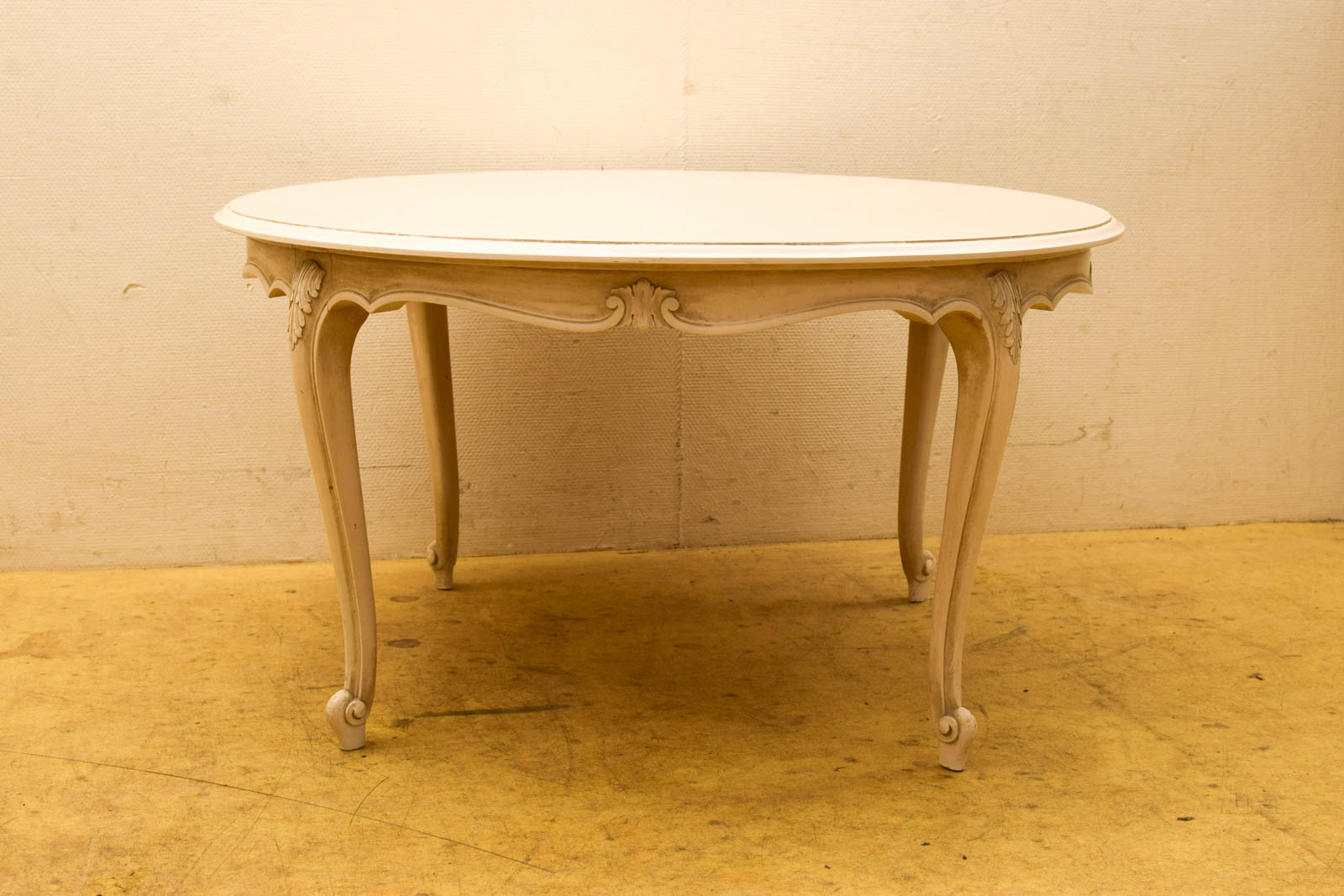 Houten ronde salontafel  49084