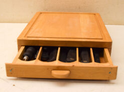 Alternative view of Houten Snijplank met lade 49111