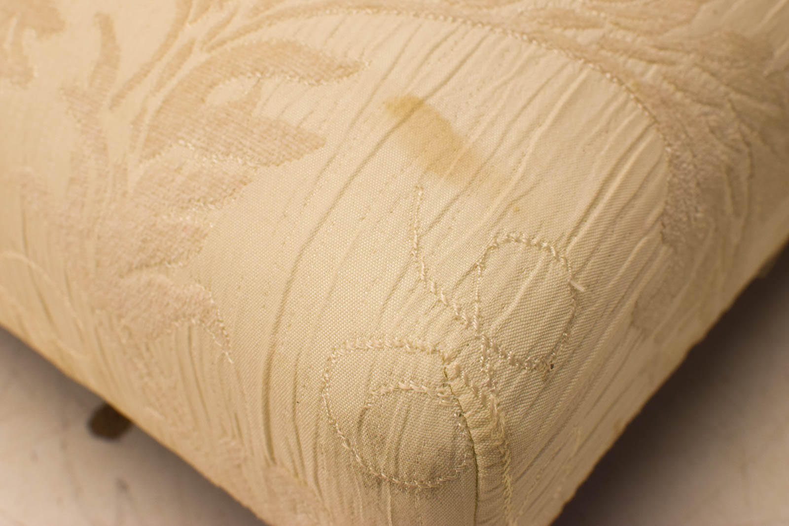 Alternative view of Voetenbankje/kniebankje  49121