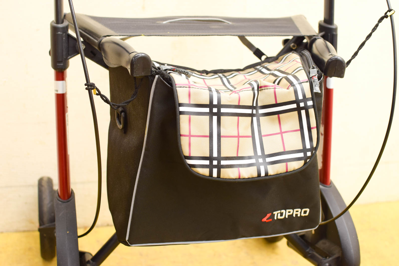 Alternative view of Topro Troja inklapbare rollator  49261