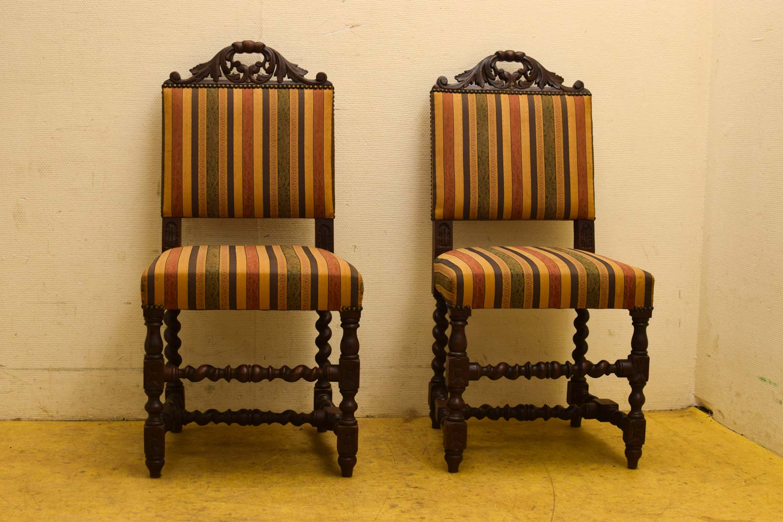 4 stuks eetkamerstoelen 49278