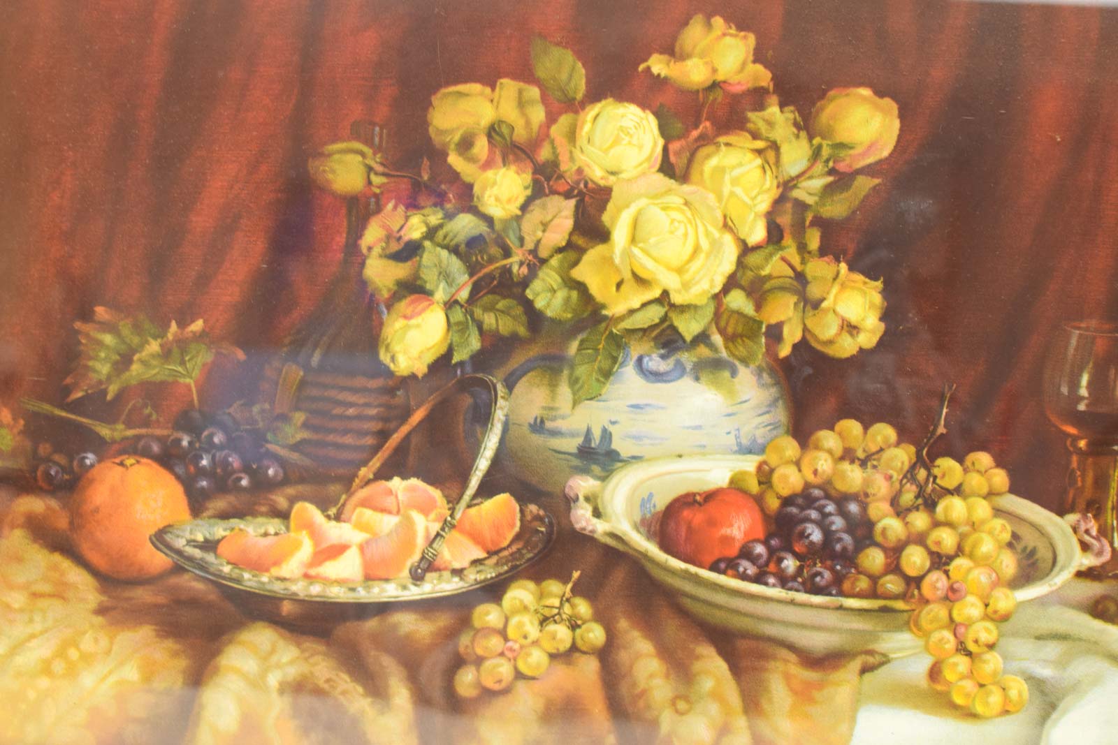 Alternative view of Prent van een tafel met fruit en bloemen vaas met bloemen  49282