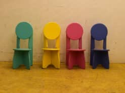 4 houten stoeltjes 49299