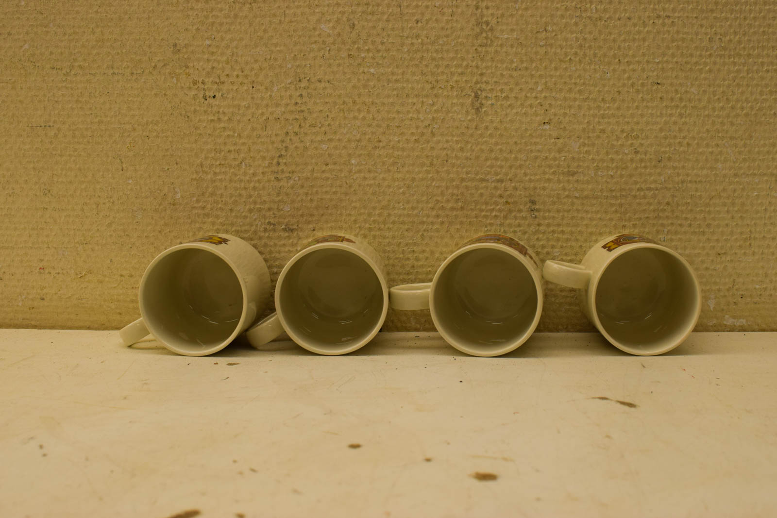 Alternative view of 4 stuks villeroy & Boch porseleinen kopjes  49310