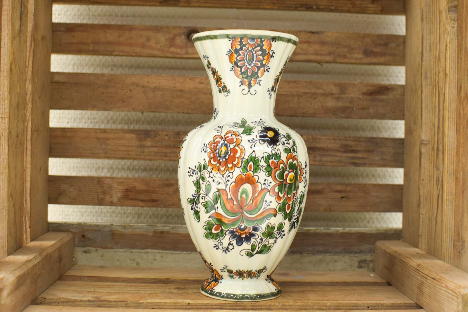 Porseleinen bloemenvaas  49349