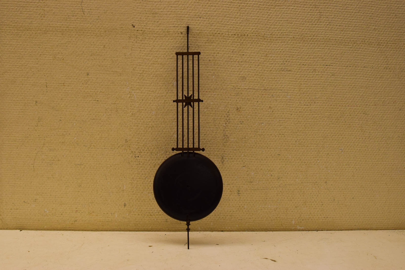 Alternative view of Slinger van een klok  met haakje  49378