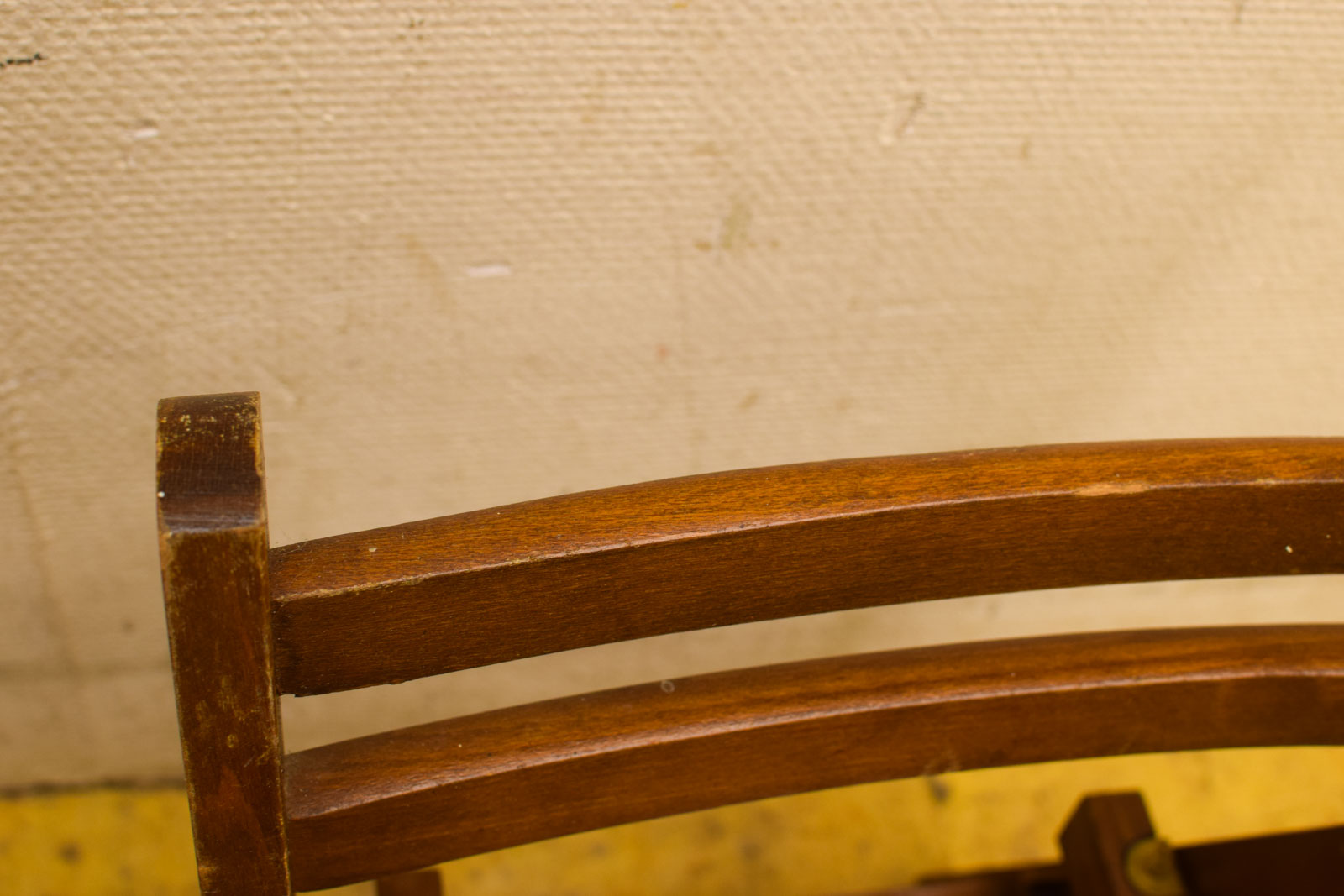 Alternative view of 2 stuks Houten Inklapbare kinderstoeltjes  49381