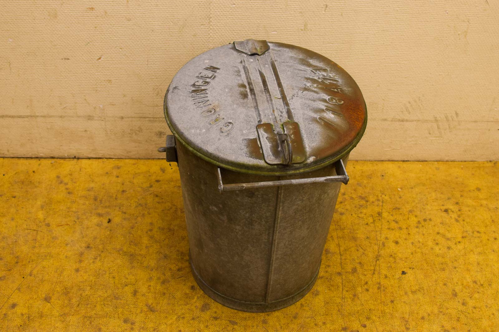 Alternative view of Zinken Vuilnisemmer  49407