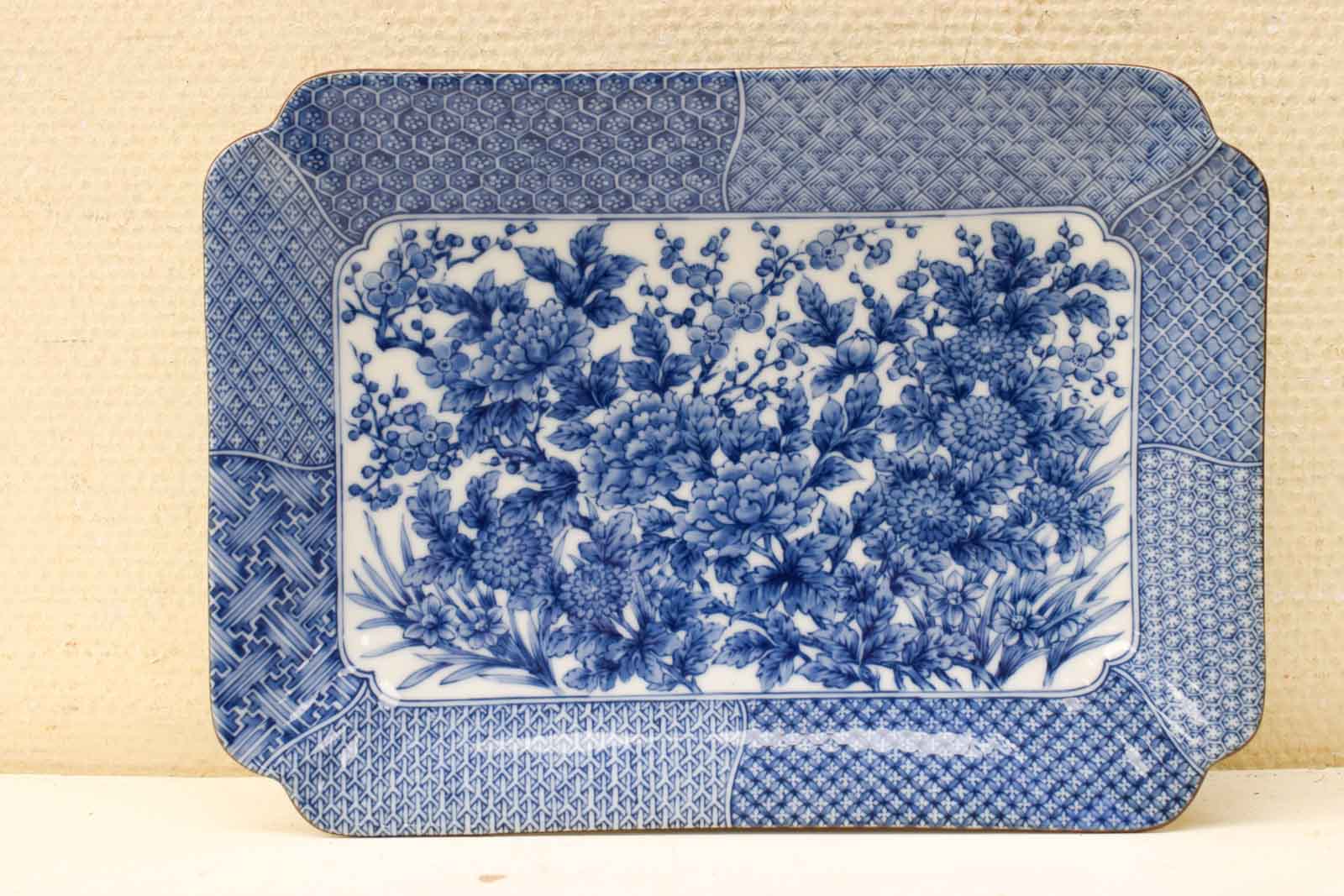 Alternative view of Porseleinen schaal  49447