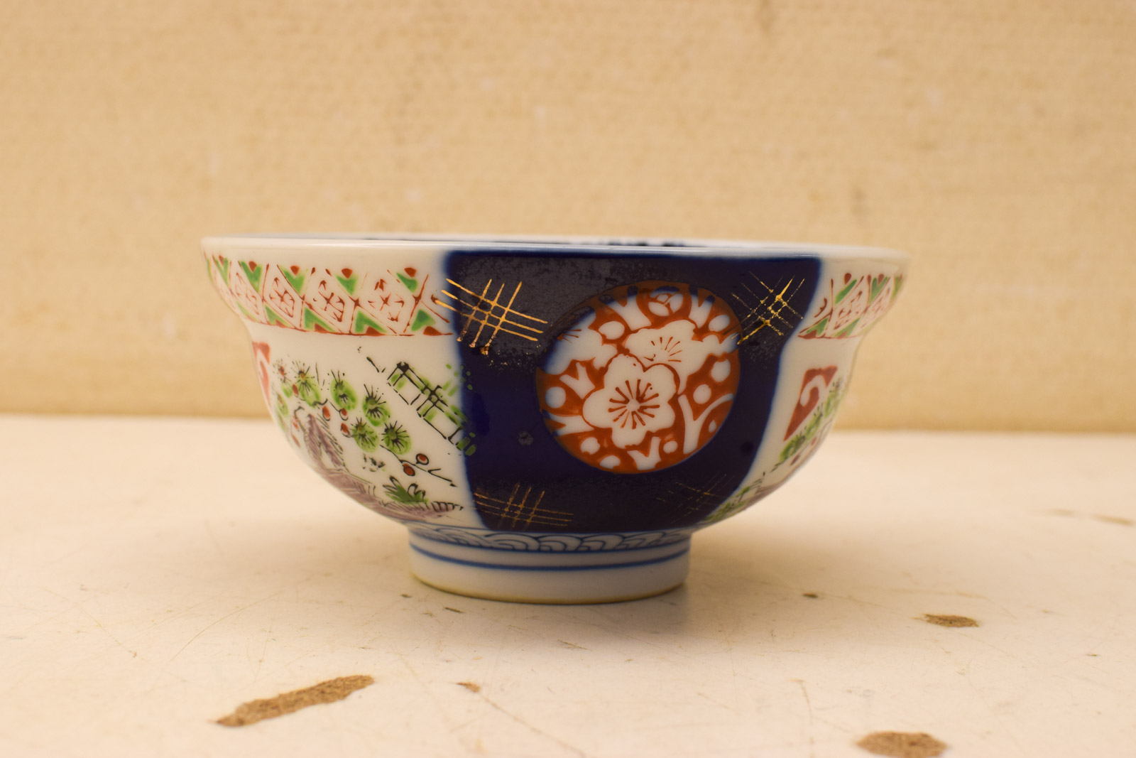 Porseleinen schaal  49459