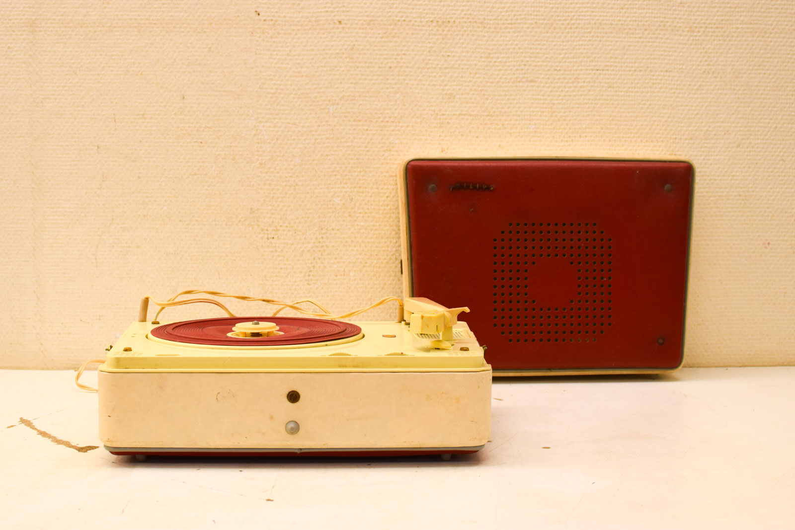 Vintage Philips platenspeler in koffer  49469