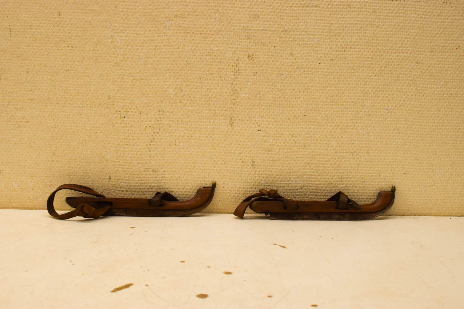 Antieke Houten houtjes  49470