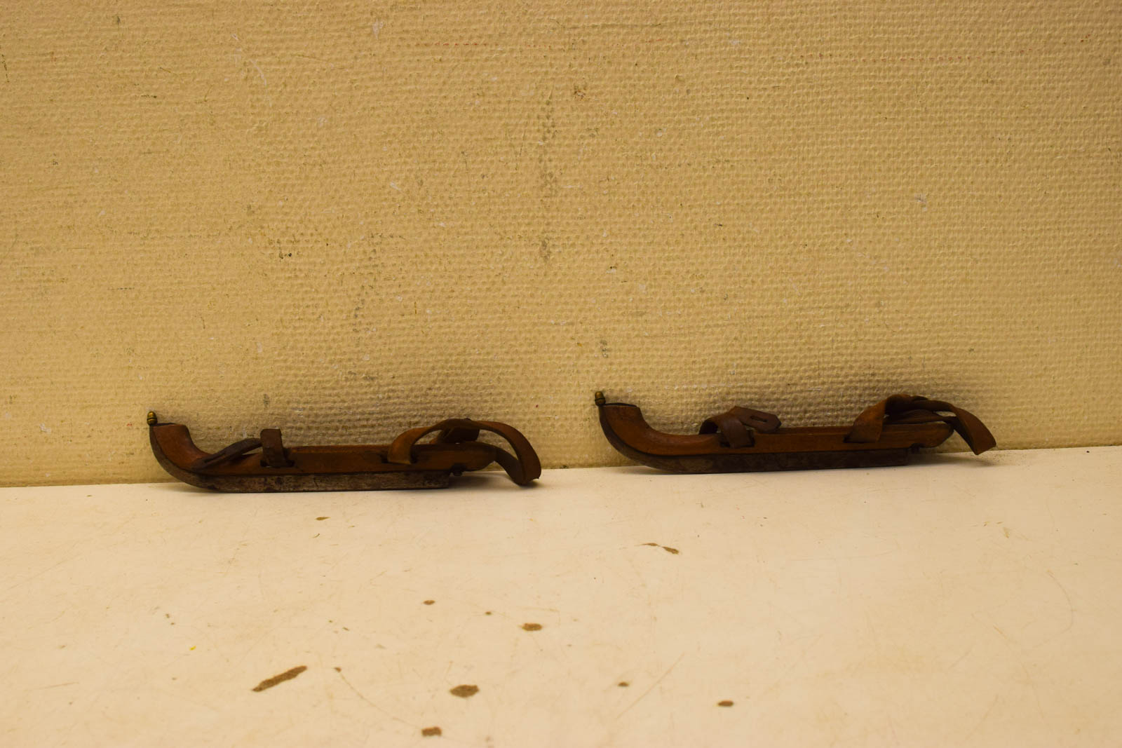 Alternative view of Antieke Houten houtjes  49470