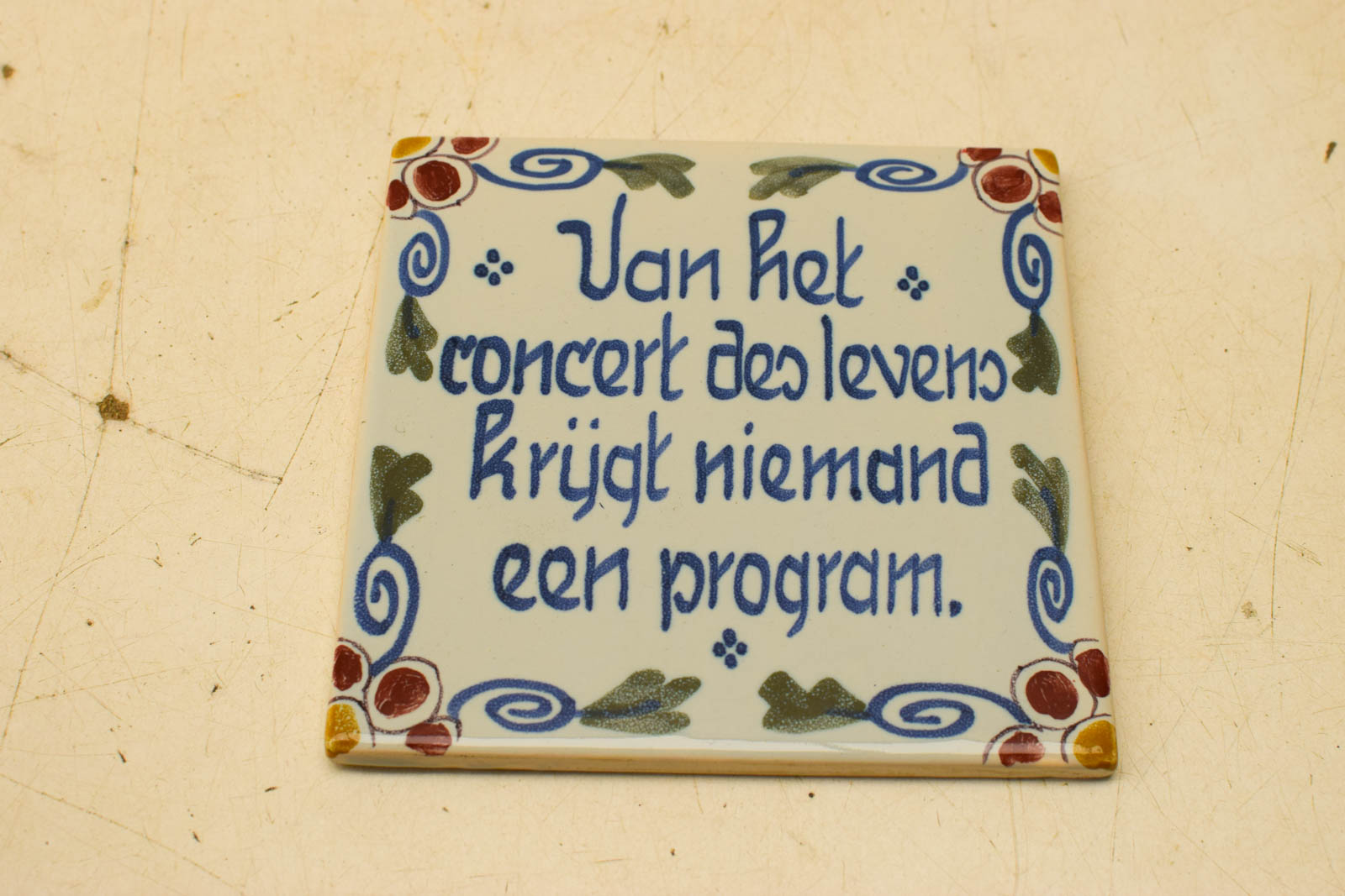 Alternative view of Wandtegel met tekst  49486