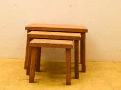 3 stuks Houten Bijzettafeltjes 49540