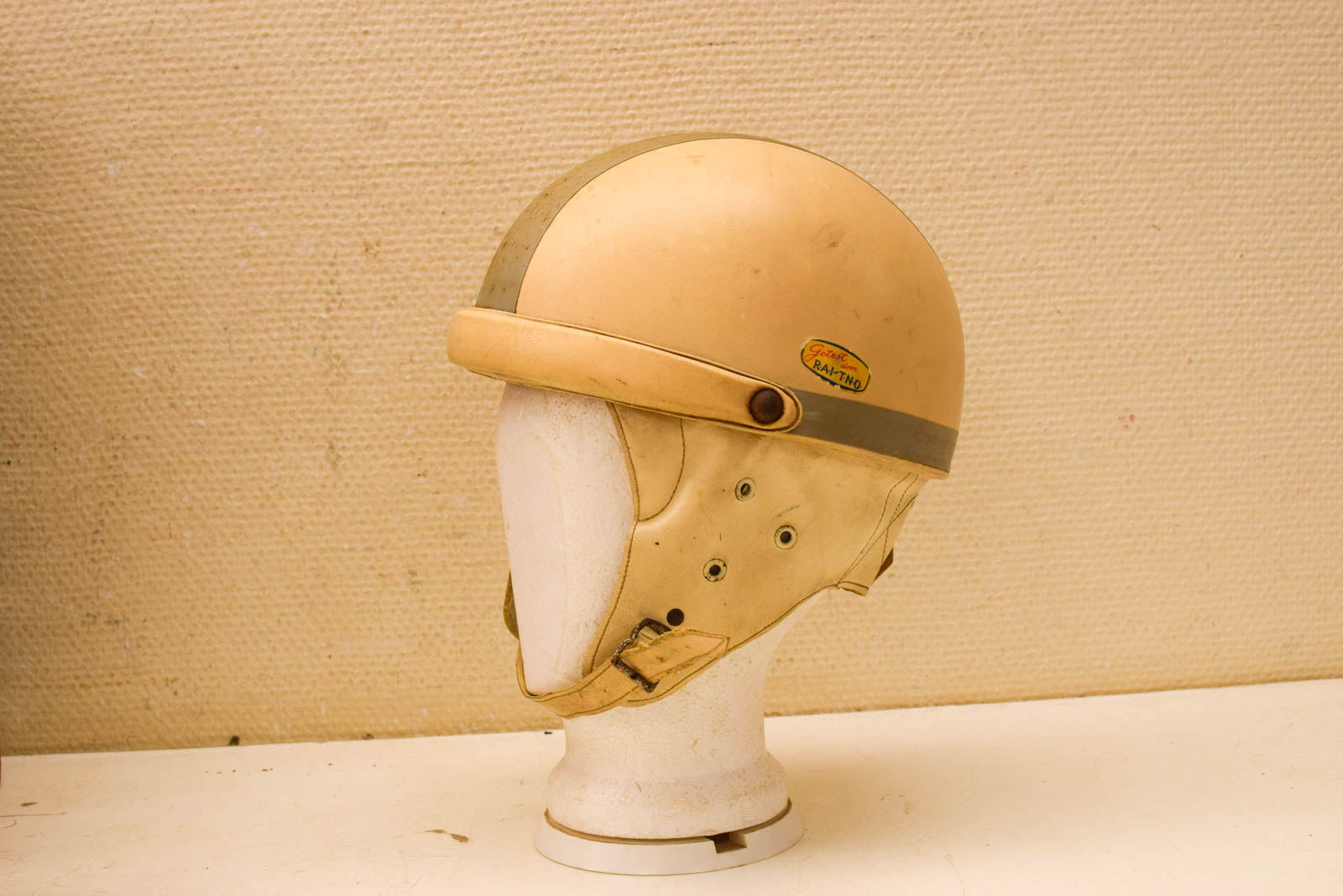 Alternative view of Telex Hollander  49553