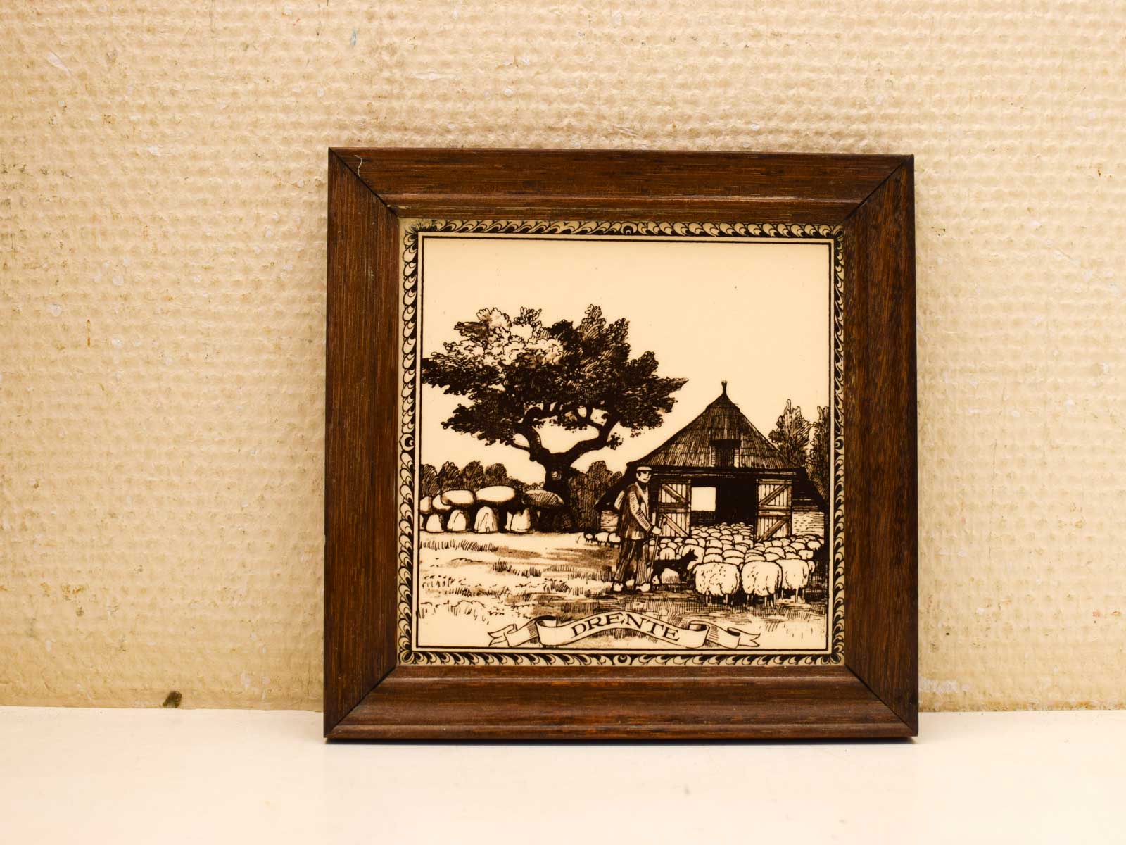 Wandtegel in houten lijstje Drenthe 49554