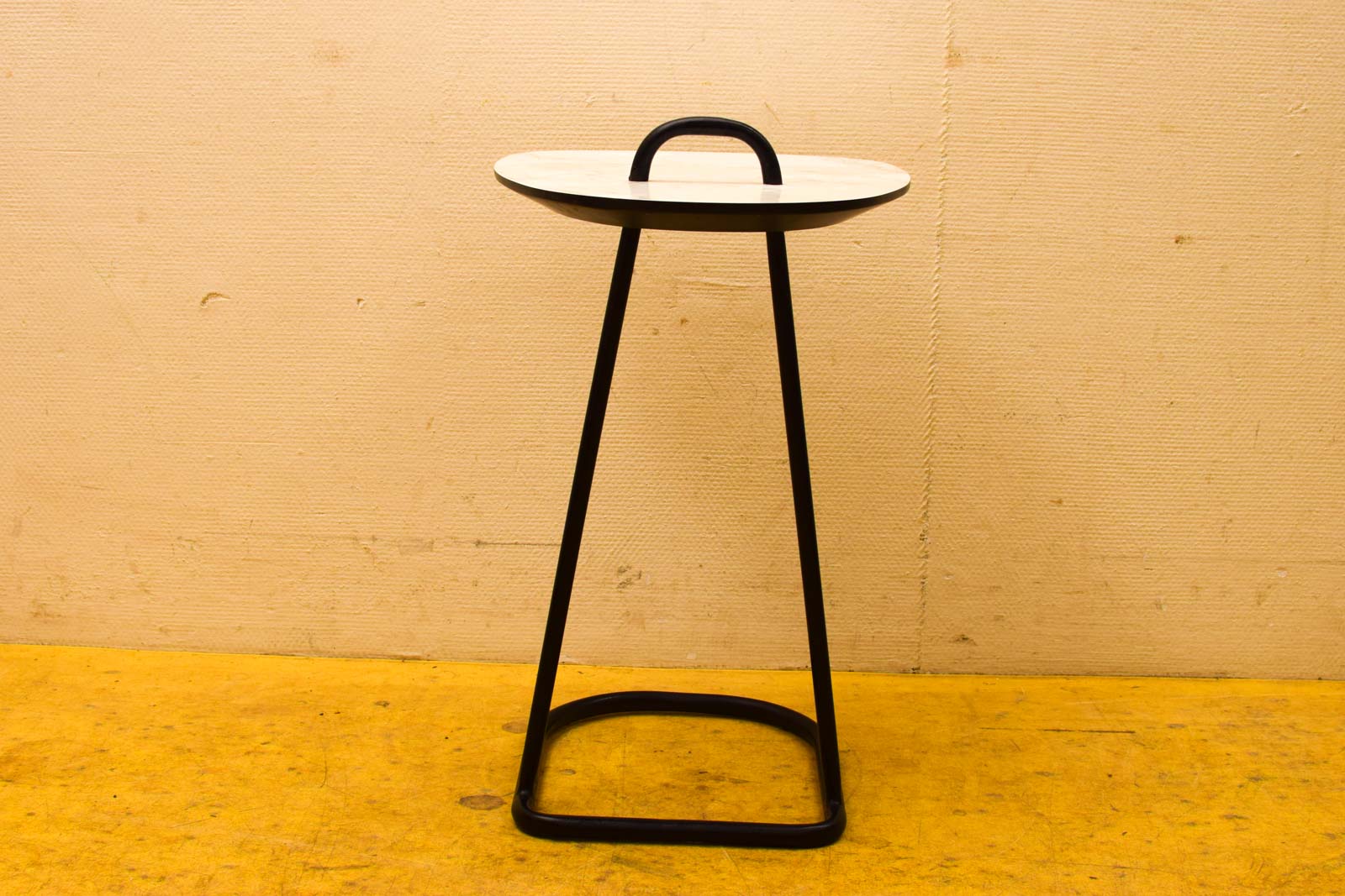 Bijzettafeltje 49571