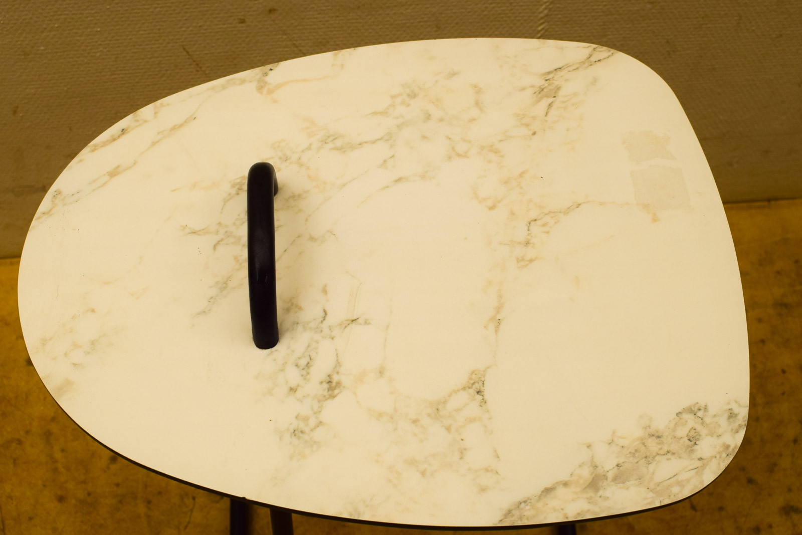 Alternative view of Bijzettafeltje 49571