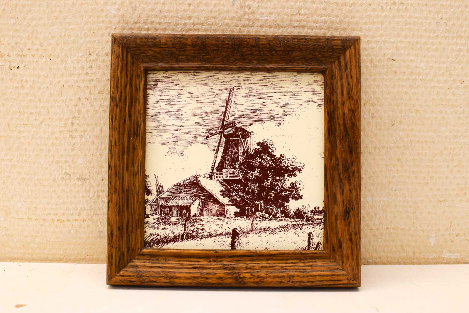 Wandtegel in houten lijstje 49580