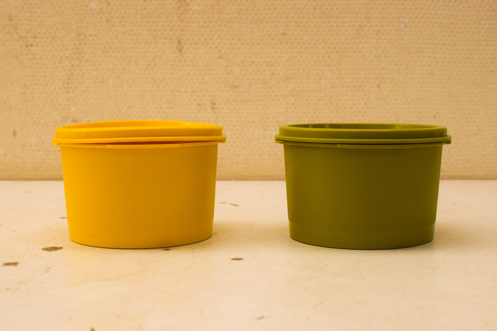 2 Stuks Tupperware bakjes 49596
