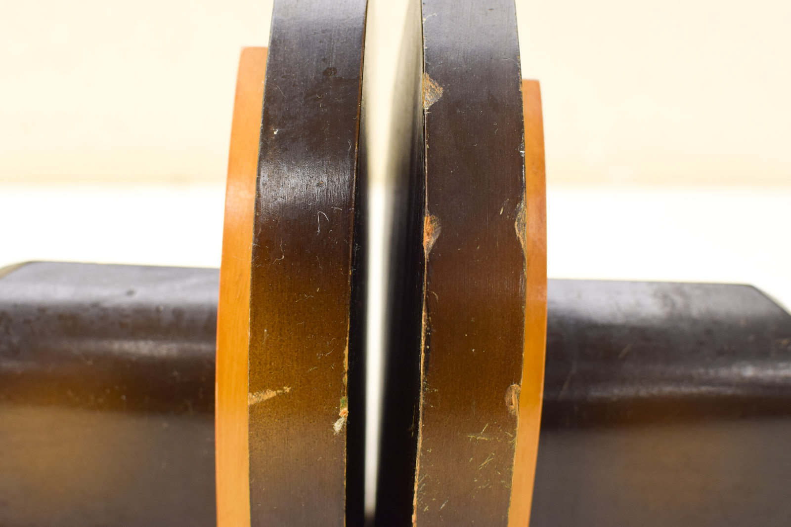 Alternative view of 2 stuks Houten Boekensteunen  49598