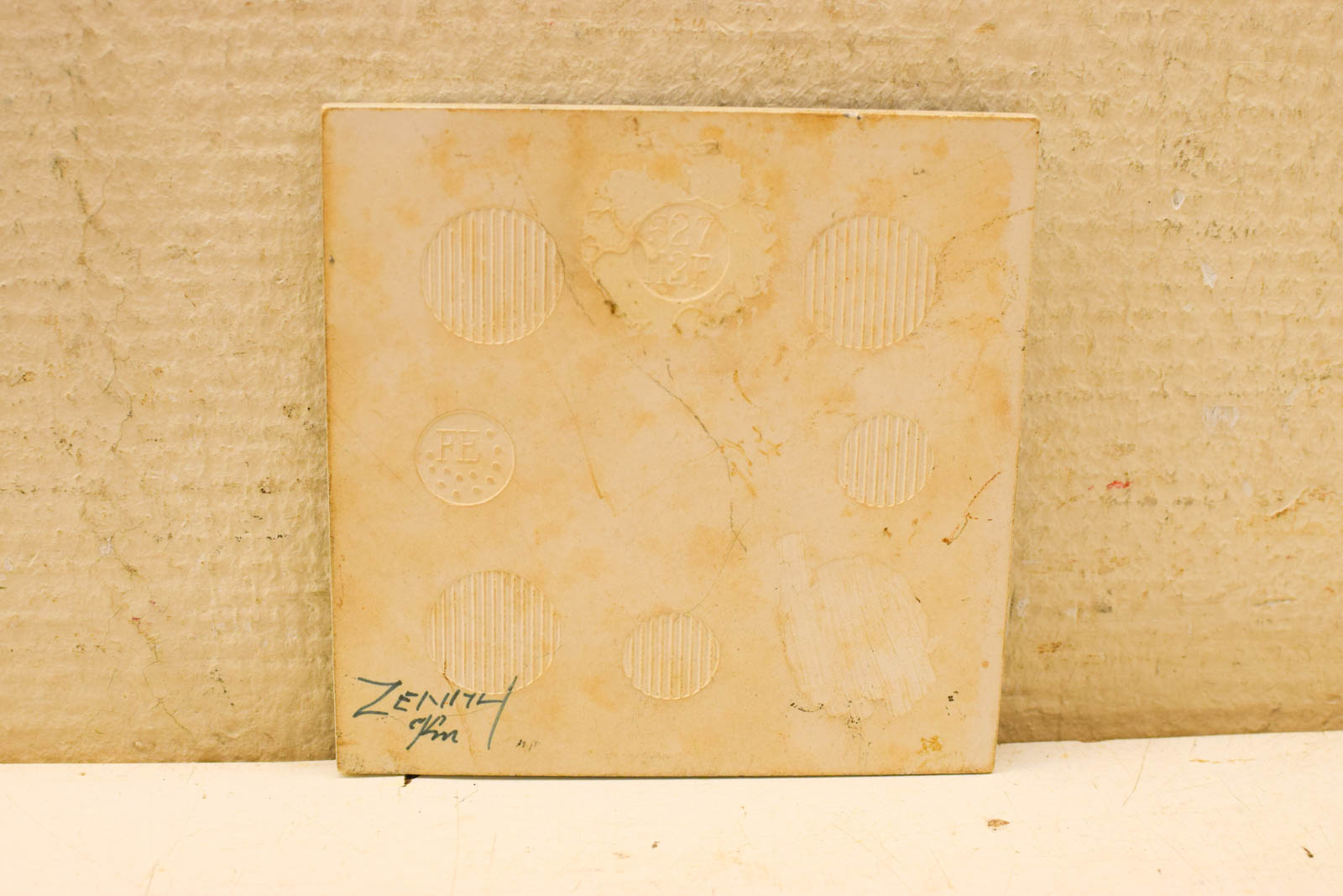 Alternative view of Wandtegel  Marten schiermonnikoog  49606